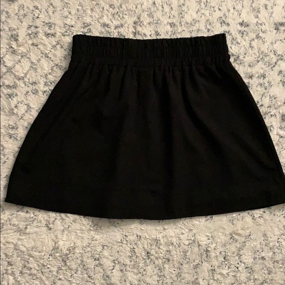 Converse Black Skirt - Picture 3 of 6